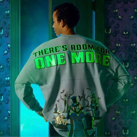 Haunted Mansion GLOW Spirit Jersey Adults Unisex NWT Disney Hatbox Ghost XS - Picture 3 of 7